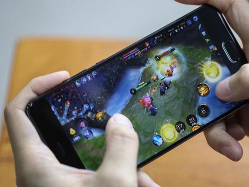 假期沉迷游戏怎么办,孩子假期沉迷手机咋办