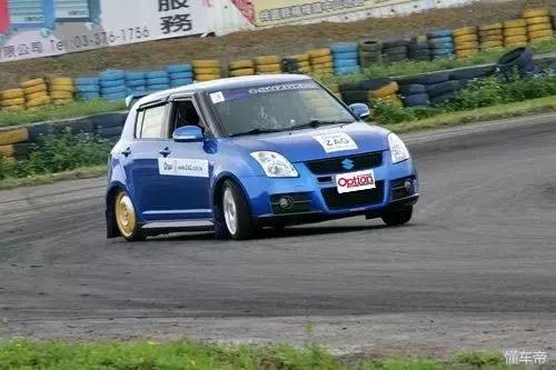 四轮定位的教程,四轮定位不懂的怎么看