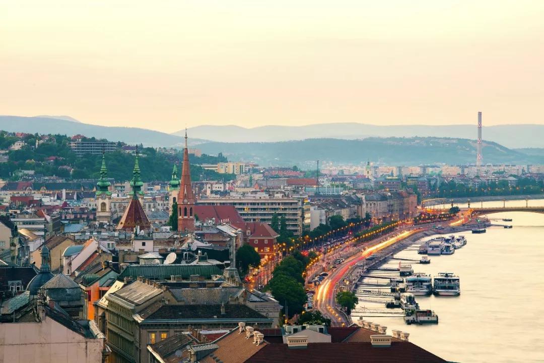 一杯咖啡50块钱,一杯咖啡5元