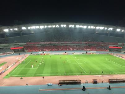 去现场看球赛带啥,去现场看球是什么感觉