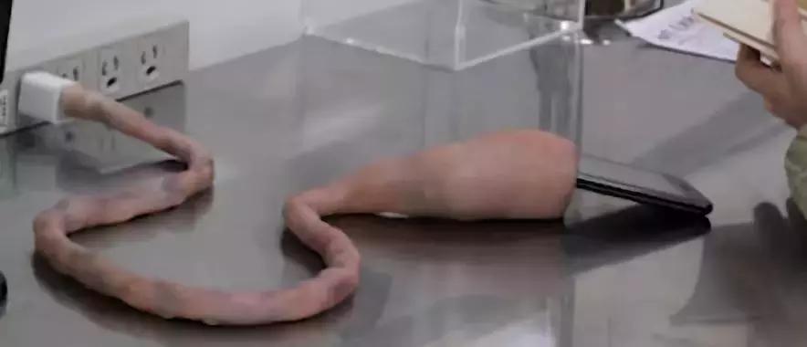 哈哈哈哈哈笑死我，那个发明喝茶神器的老爷子又来了！