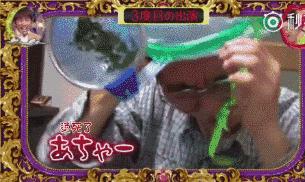 哈哈哈哈哈笑死我，那个发明喝茶神器的老爷子又来了！