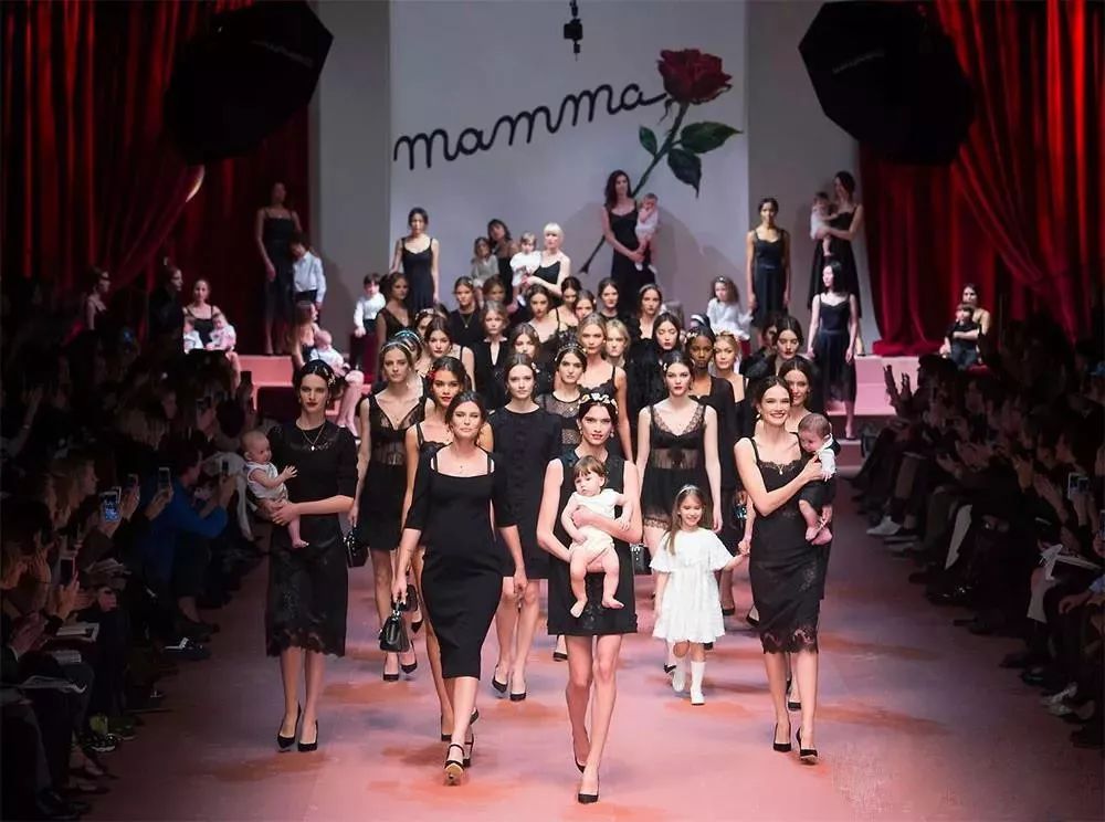 姚晨唐嫣李晨,糖糖和姚晨视频