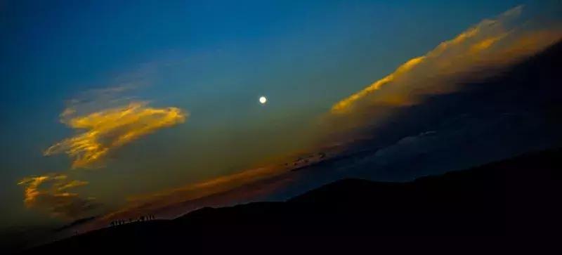 故乡情的原唱,故乡情故乡的水