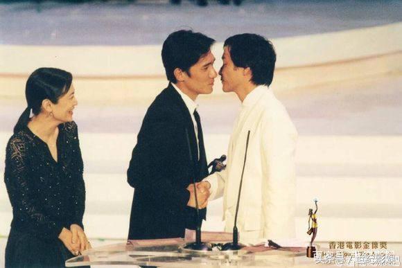 周星驰97回归采访,香港经典少林足球影片