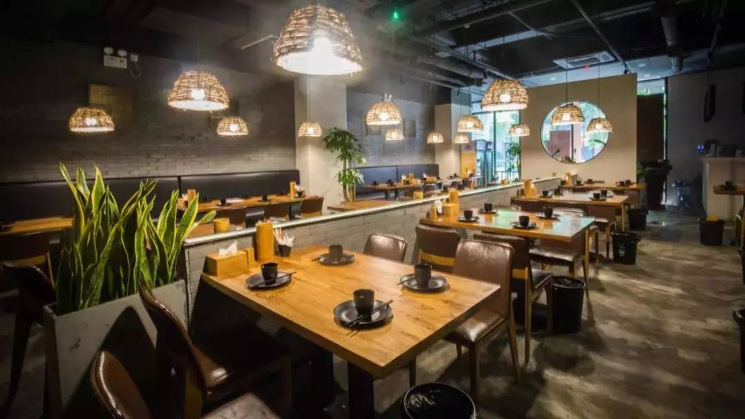 世界杯看球攻略图,又能看世界杯又能喝酒的地方