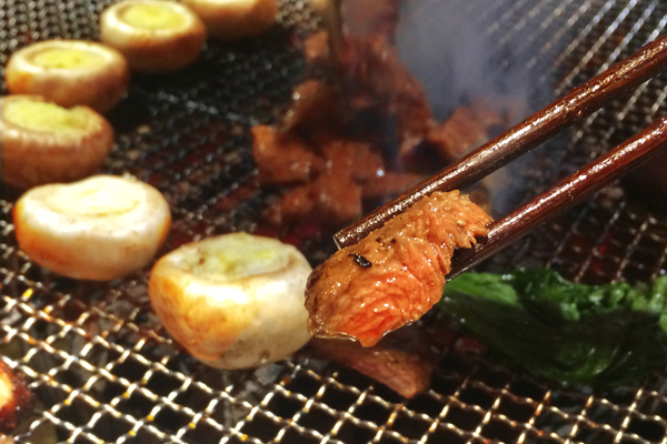 屋顶上的烤肉,屋顶上的火锅串串