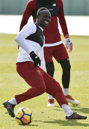 非洲兄弟厉害呀！世界杯球衣为Nike创收超12亿，绝地求生要凉？腾讯堡垒之夜正式过审｜懒熊早知道