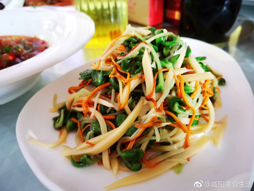 咸阳世纪大道美食宴会,咸阳美食体验