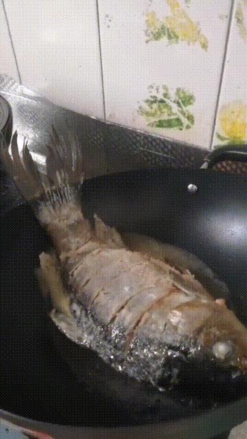 怎样炸大鱼不会破皮,怎么样炸大鱼才能又脆又好吃