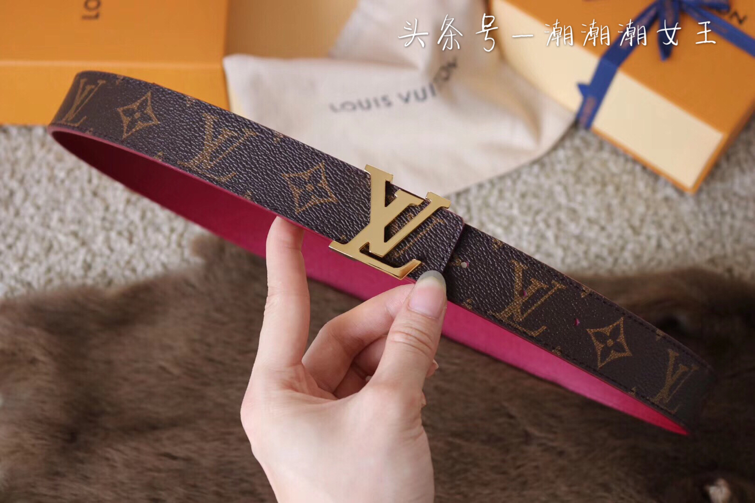 lv女款皮带里面是什么颜色,lv男士经典老花单面皮带