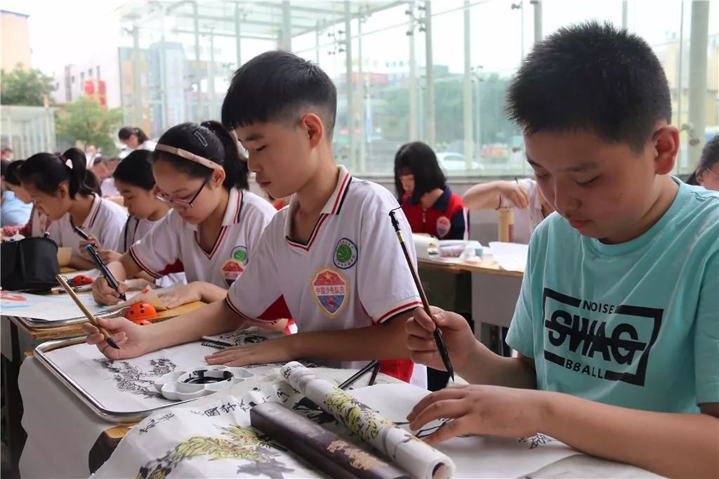 校园文化通讯,校园通讯设备