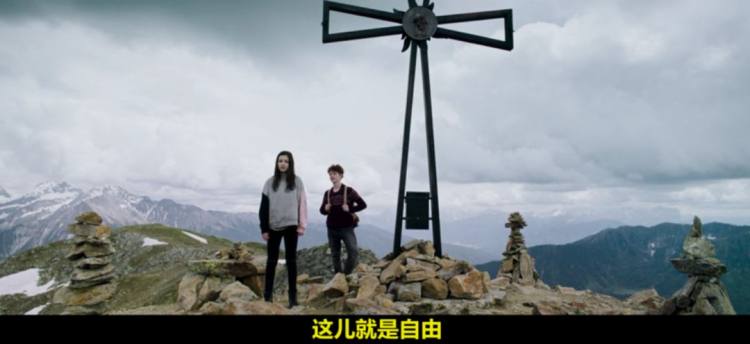 这部简简单单的00后电影，才90分钟就已经甜到犯规！