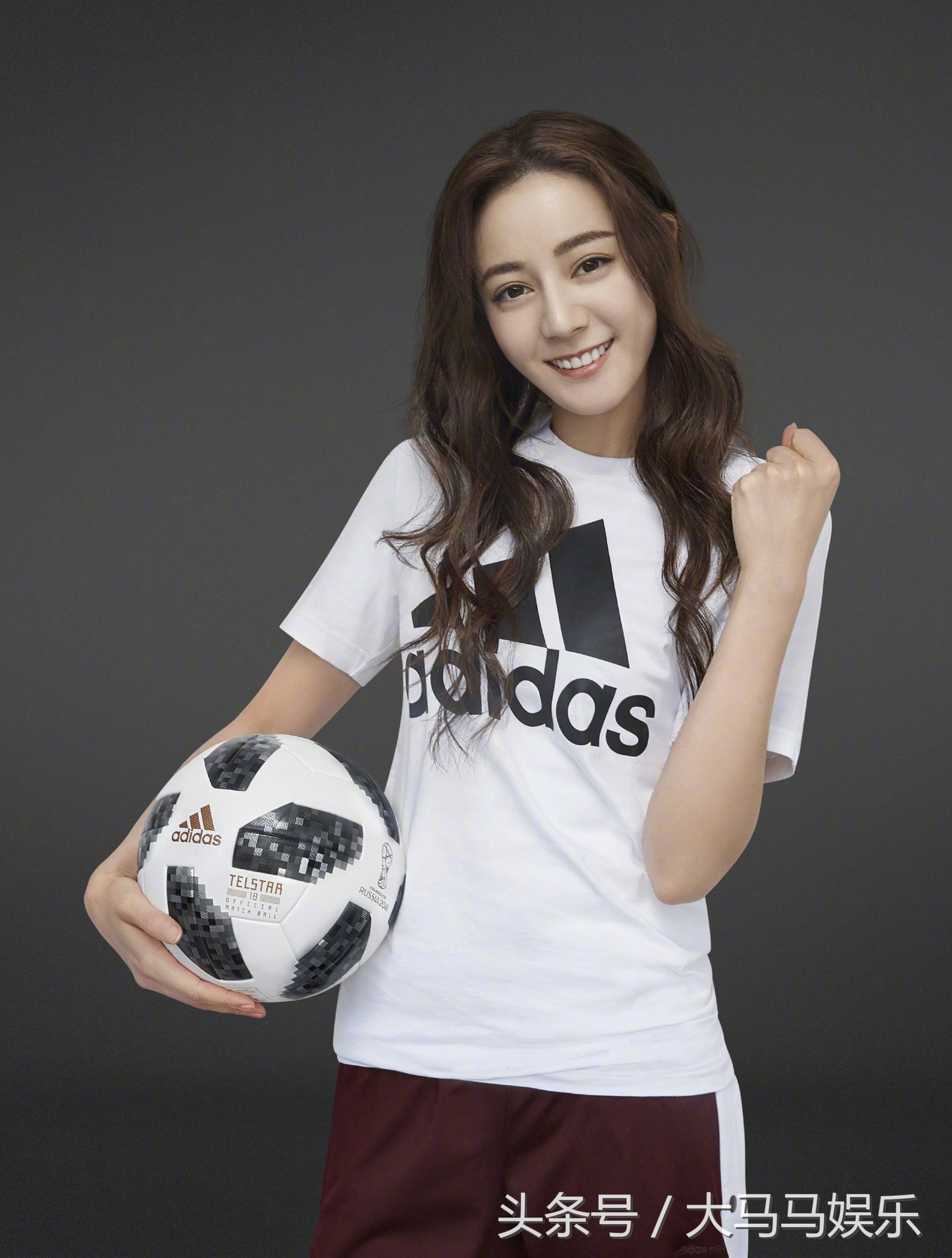 易烊千玺迪丽热巴广告,迪丽热巴和易烊千玺演古装戏