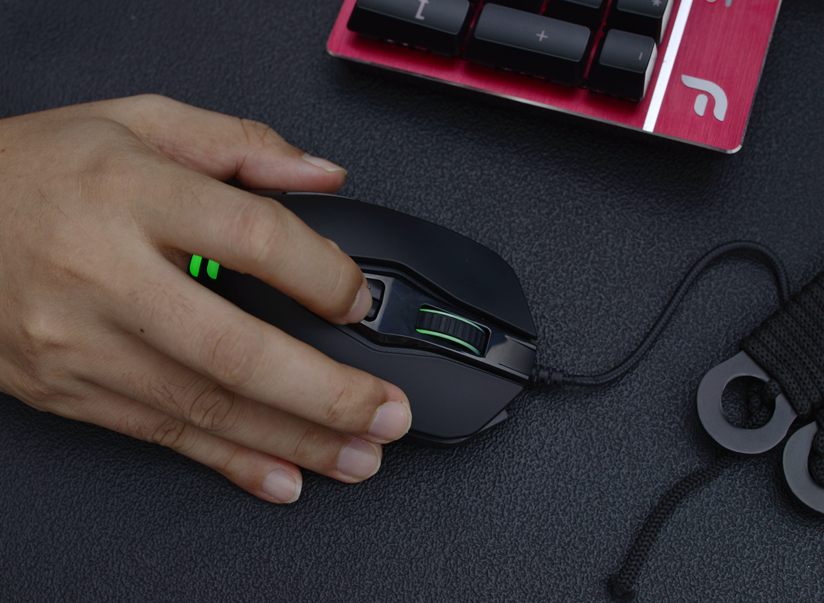 史诗级压枪技巧,新版本人人将学会的压枪技巧