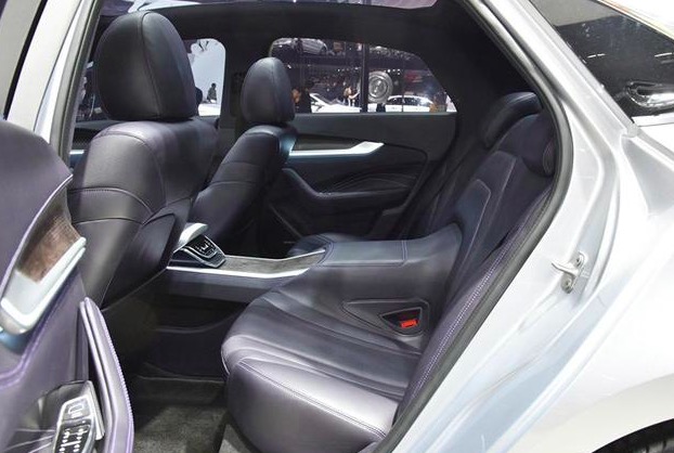 北汽新款d70,北汽全新d70图片