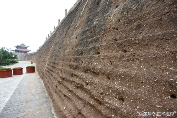 航拍一河两岸的视频,航拍一条直直的河道视频怎么剪辑