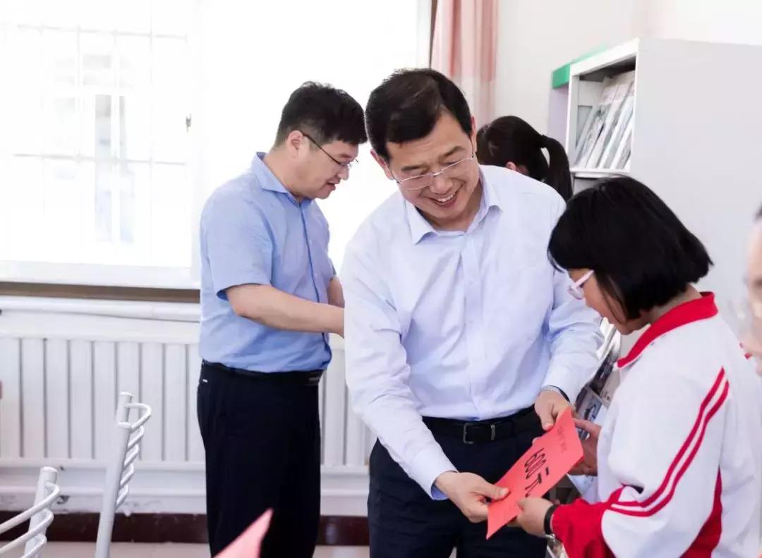 市北区领导六一走访慰问少年儿童,六一领导走访慰问简讯