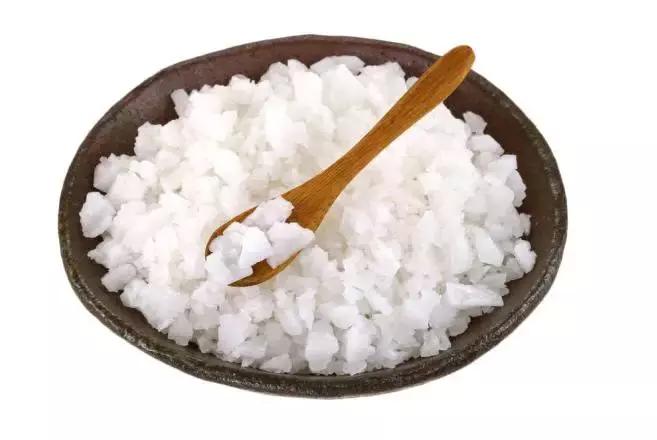 螨虫在脸上会吃成坑吗,螨虫吃进肚子里会怎样