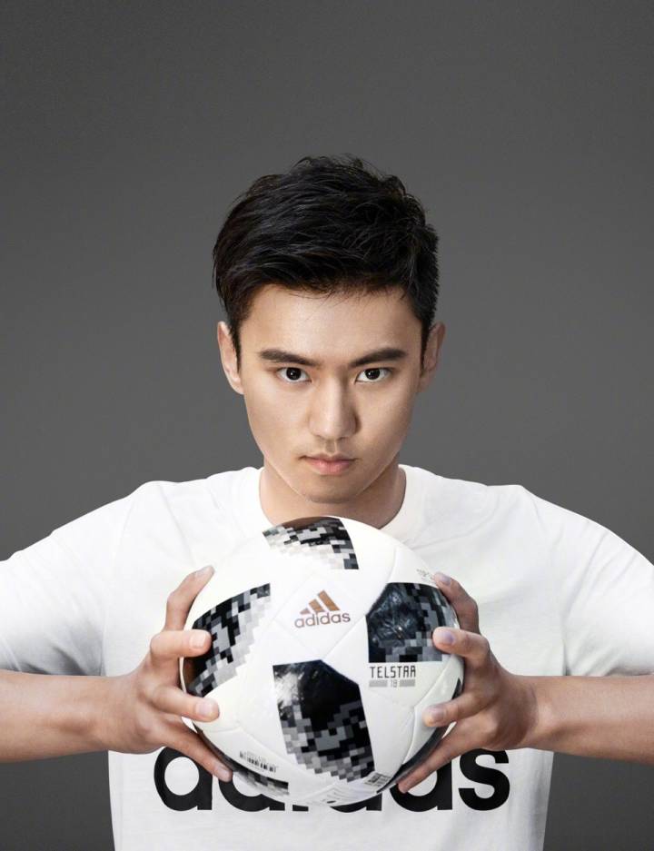 易烊千玺演唱会杨幂,易烊千玺迪丽热巴即将有什么节目