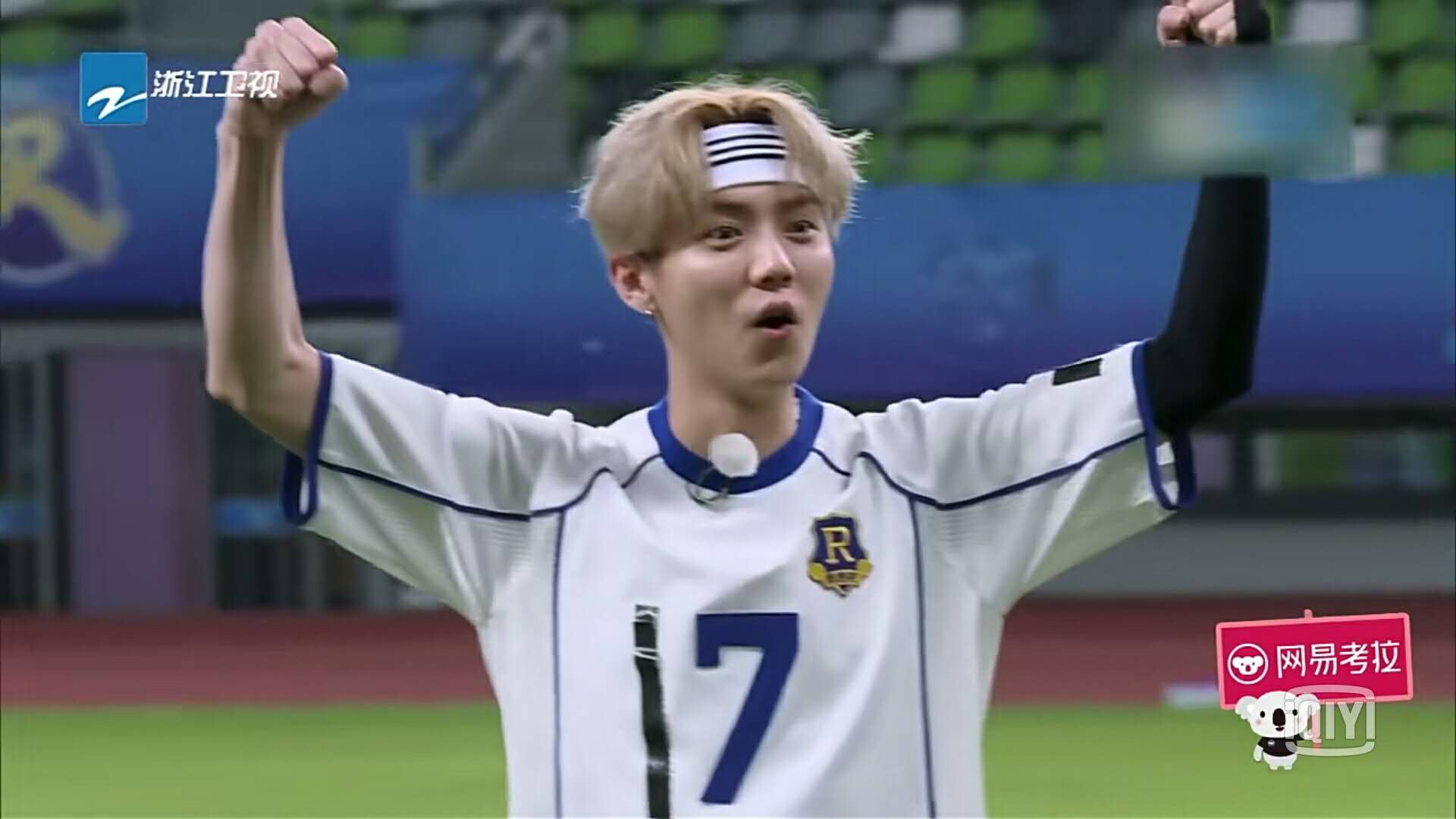 奔跑吧请来足球巨星用了多少钱,大牌导师空降现场奔跑吧兄弟