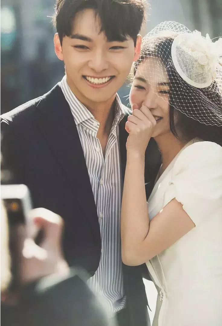 怎么选自己合适的婚纱,如何挑选最适合的婚纱颜色