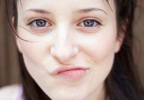 眼部脂肪粒去除医院看哪个科,眼部脂肪粒去除多久可以洗漱