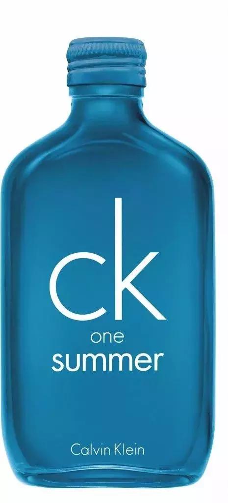 如何挑选适合自己性格的香水,香水能看出一个人的品味吗