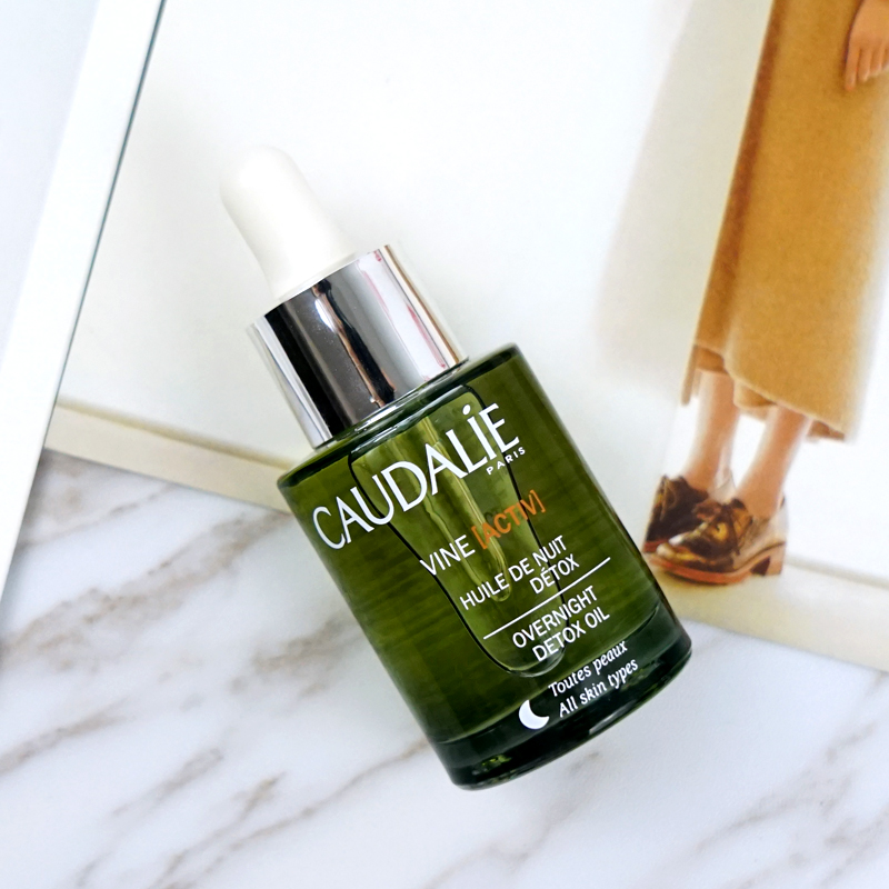 面部精华抗皱推荐,可以推荐好用保湿抗衰精华吗