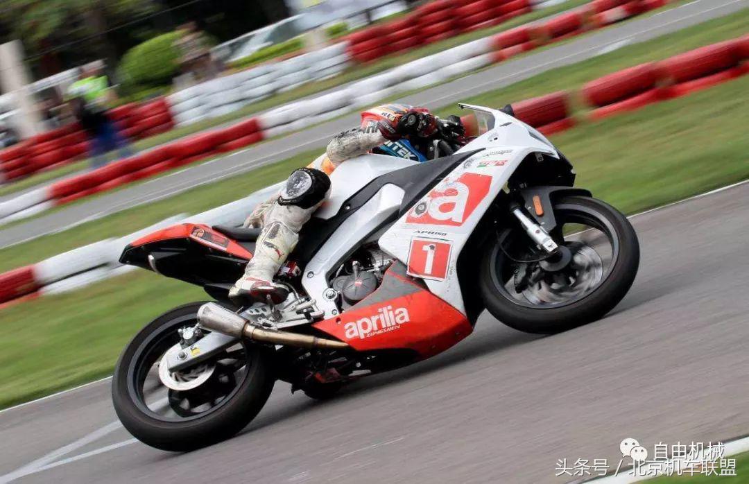 十大入门级小排量赛车,十万左右仿赛车型推荐