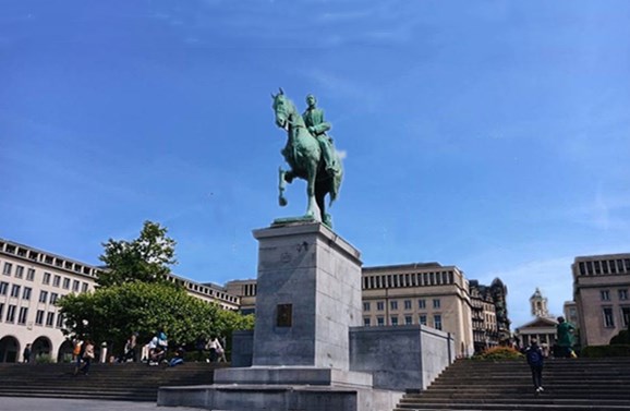 春天里走进比利时布鲁塞尔 (布鲁塞尔艺术山皇家广场)