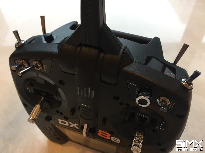 Spektrum DX8e地平线世派遥控器初体验，我给95分