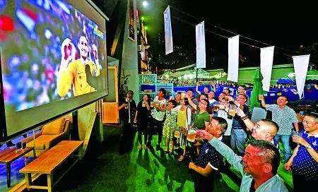 狂欢盛夏夜！2018德阳经开区世界杯啤酒嘉年华FUN释嗨！