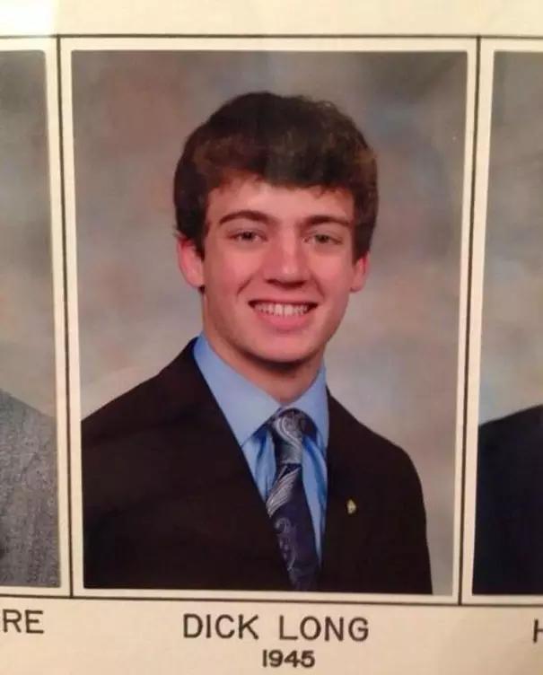 老外晒出自己的奇葩英文名，看完笑死我了