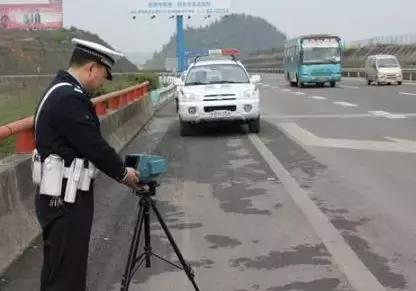 新规限速100开到120扣几分,汽车限速120开多少码才会被扣12分