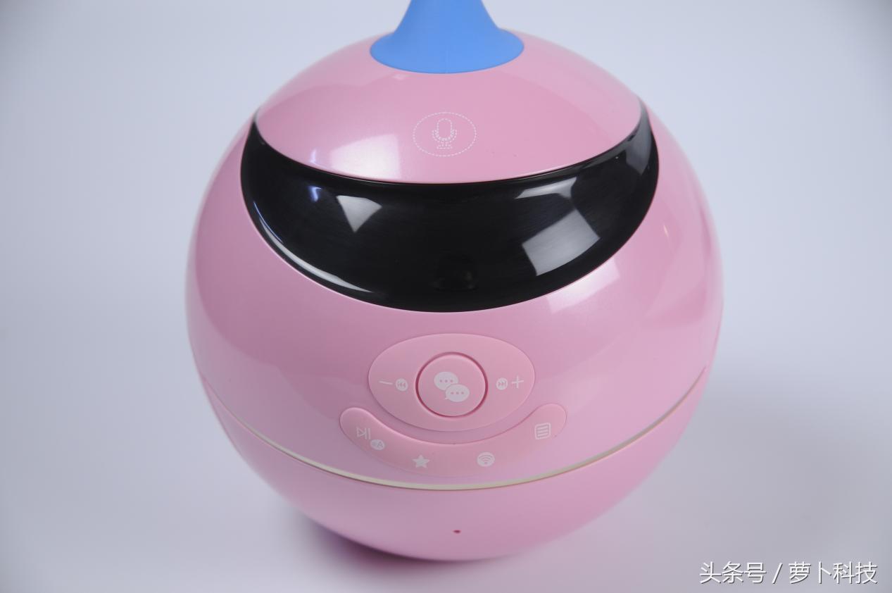 儿童智能陪护,儿童智能管家机器人远程看护