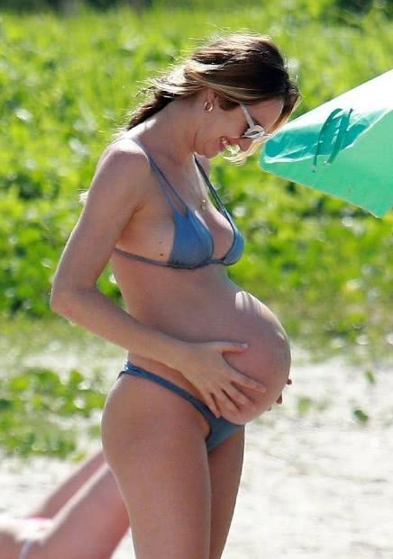 维密超模糖糖出街,2017维密秀糖糖几套衣服