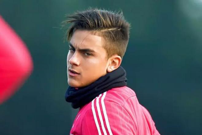 世界杯阿根廷夺冠瞬间梅西,世界杯决赛阿根廷队夺冠梅西圆梦