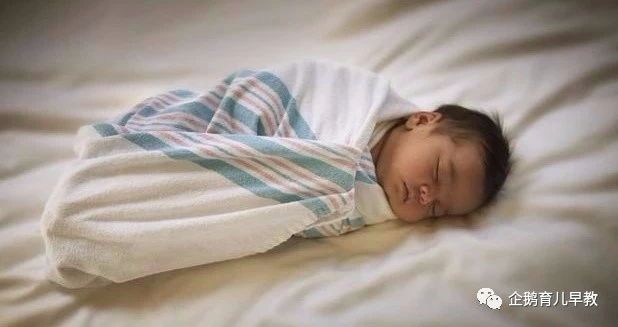 小宝宝怎么哄睡最有效,宝宝好久没睡着怎么哄睡