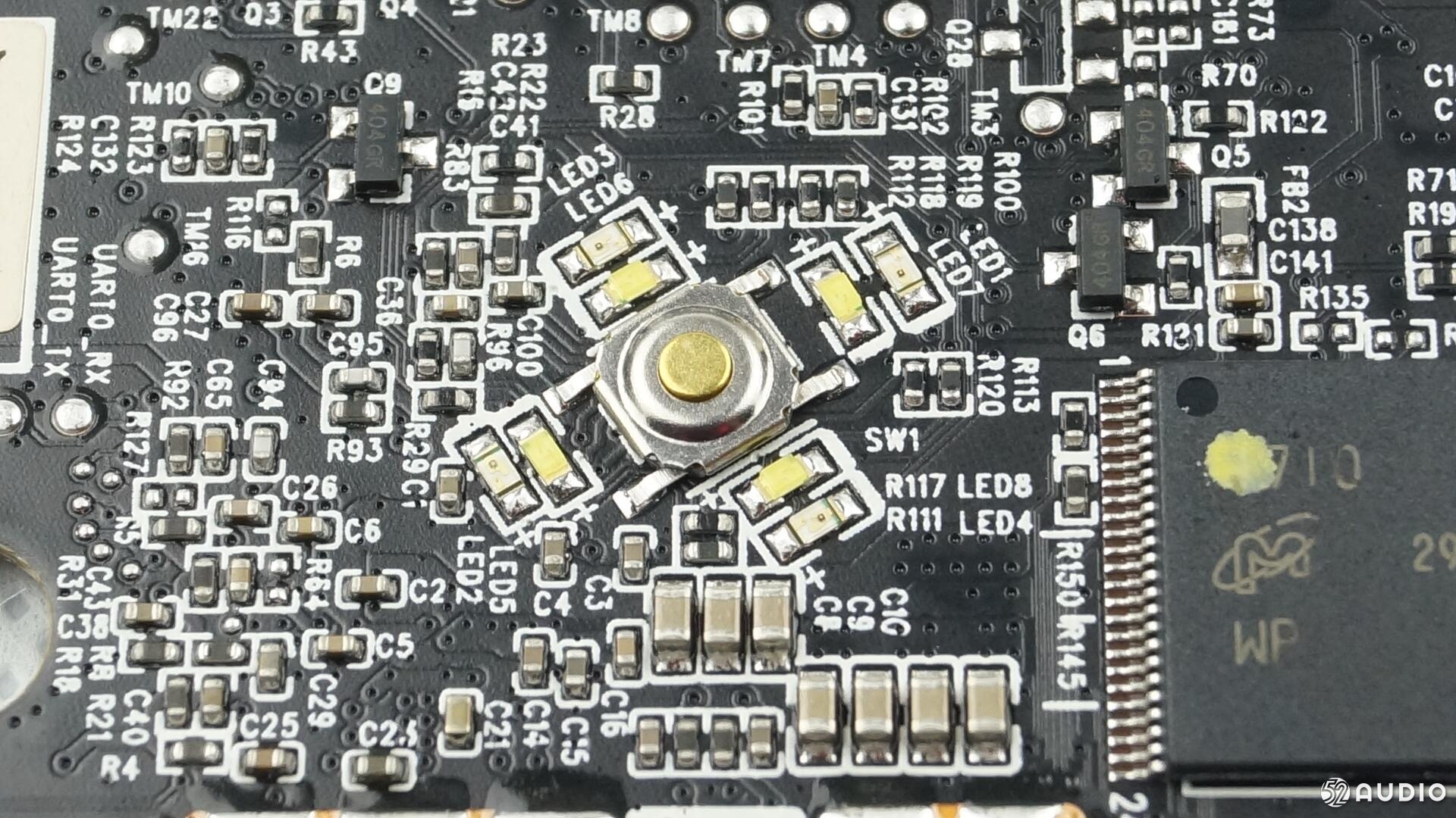 天猫精灵智能音箱boom拆解,天猫精灵智能音箱x3和X6对比