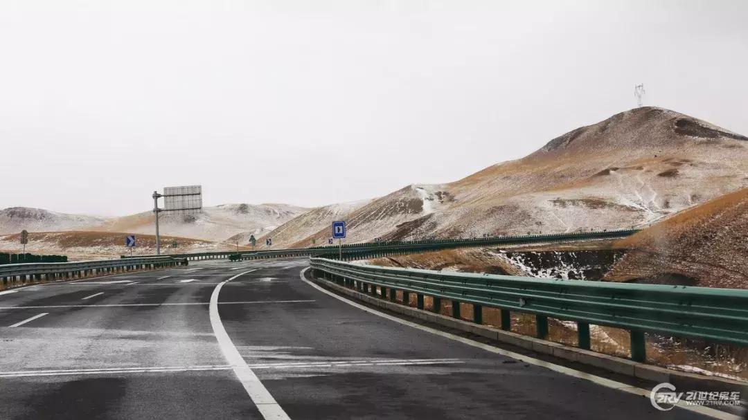 阿尔山冬季房车自驾,房车自驾冬游内蒙古阿尔山