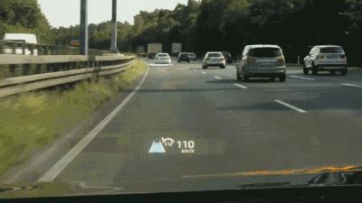 导航如何投影到车挡风玻璃上,导航地图如何投屏在玻璃上