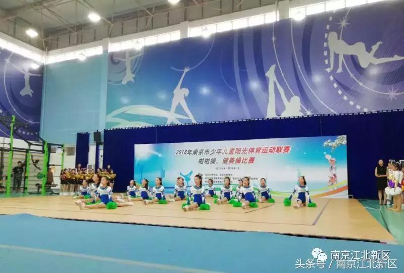 这个六月，看新区这群娃娃挥汗如雨战金陵！