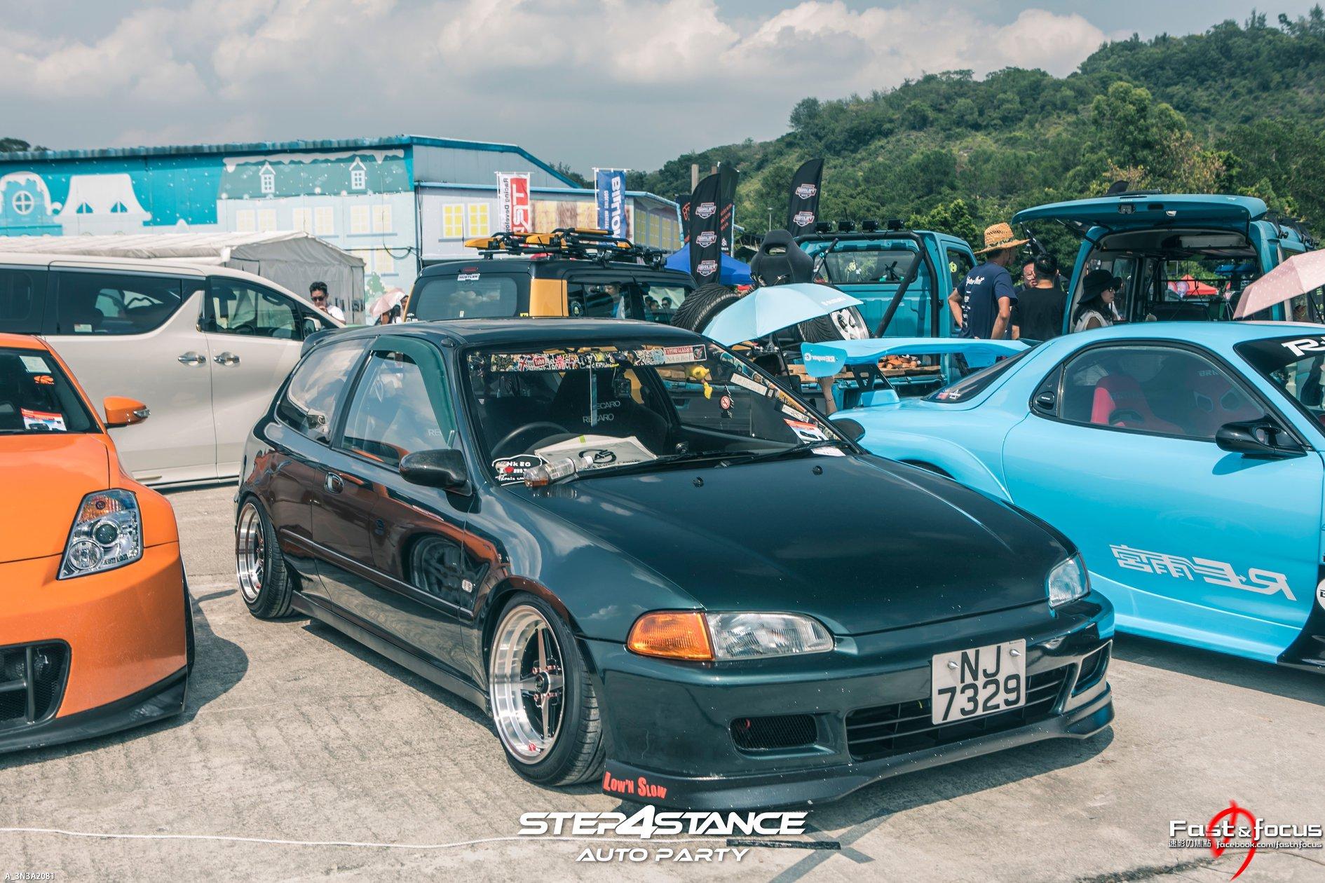 昨天300多部改装车大聚会，怪不得人们都说香港是玩车天堂！