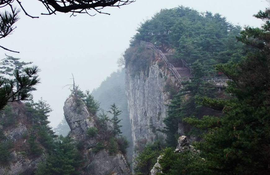 商洛丹凤有哪些旅游景点,商洛镇安县都有哪些旅游景点