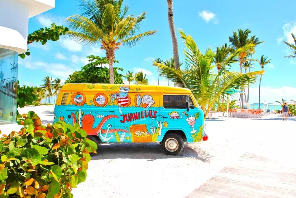 岛国名叫“星期天”，果然很懒很悠闲