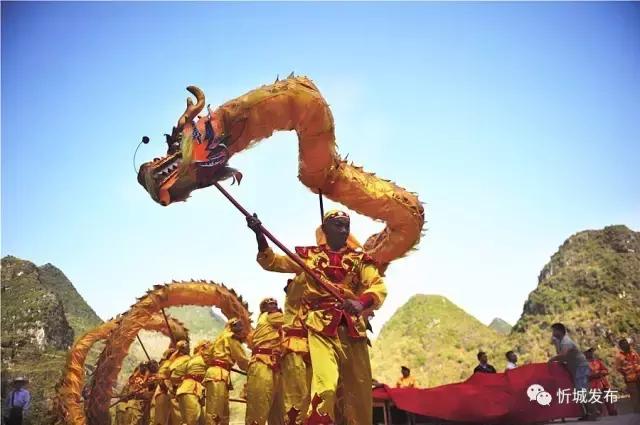 2019五人龙舟比赛时间表,2022年端午节广西忻城乐滩龙舟赛