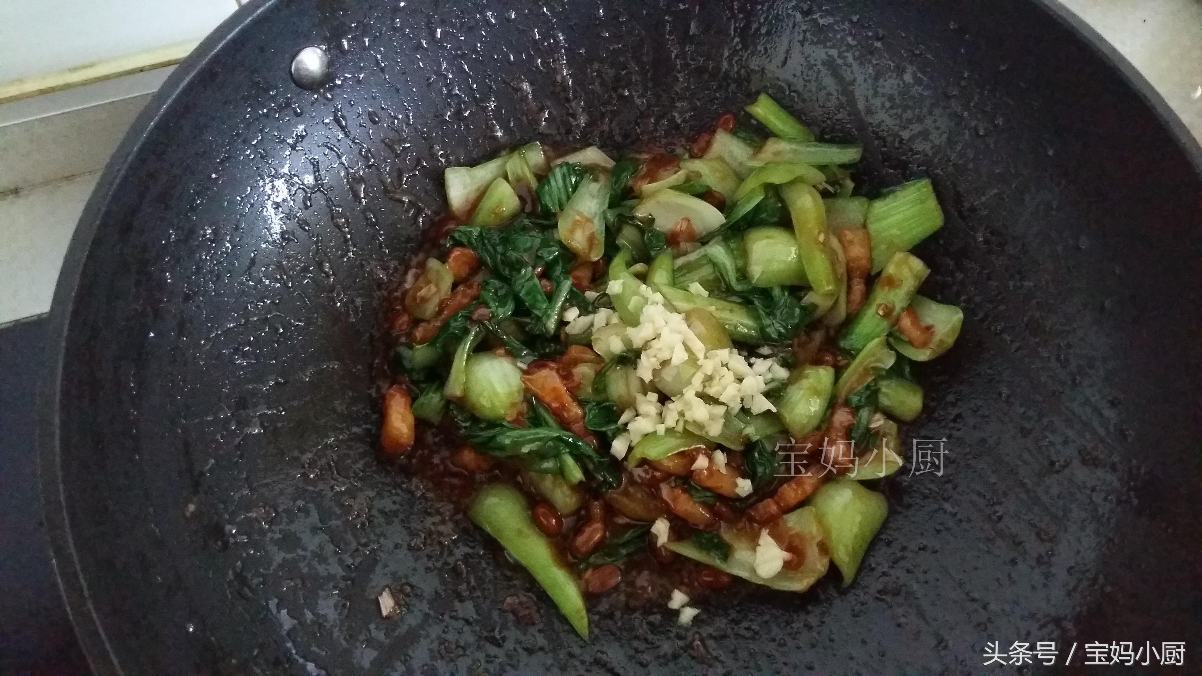 小油菜这样做好吃下饭,正宗湘菜小油菜下饭菜