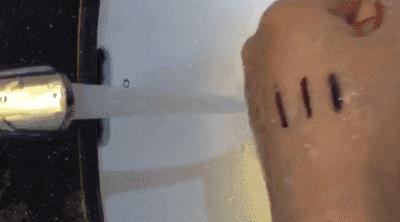 滋润但是不油腻口红,口红哪个滋润不沾杯效果好