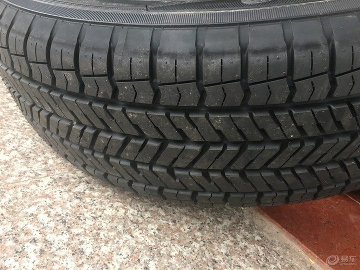 长安cs75plus轮胎爆胎,长安cs75爆胎怎么回事